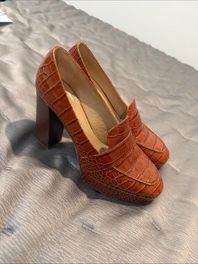 Tamara Mellon Women's Croc-Embossed Platform Pumps in Cognac